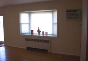 East Northport House Rental - Living Room - RENTED