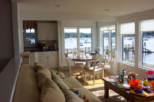 Harbor Villa's New Exclusive - Breakfast Room & Den