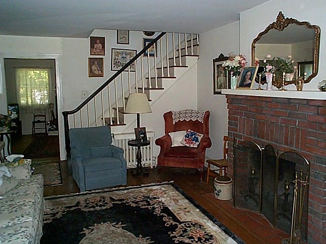 Huntington Village Oldie-Living Room