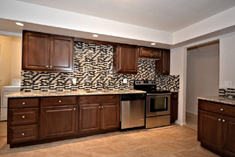 Huntington Maplewood Area - Granite and Stainless Steel Eat-in Kitchen