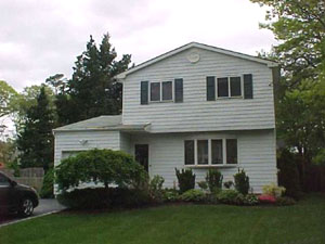 Shirley - Fully Updated ColonialShirley - Fully Updated Colonial - UNDER CONTRACT